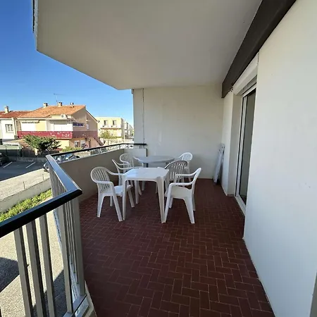 Appt 3 Pieces Du Roi Gr140-011 Apartman